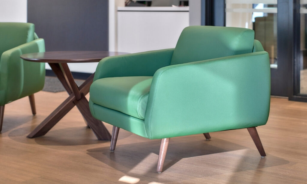 Furniture Carousel 7