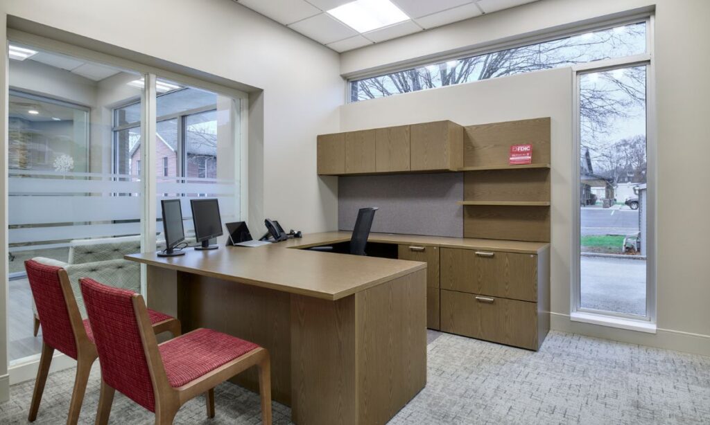 Office furniture carousel 1